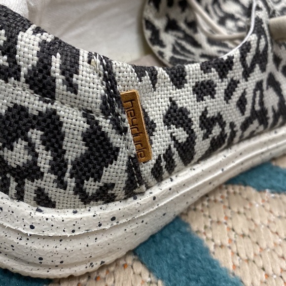 Hey Dude Wendy Woven Cheetah Grey Women’s Slip-On Shoes - Picture 5 of 9